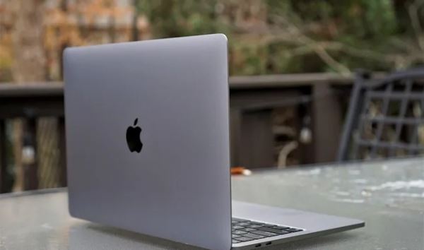 Apple представит обновлённые MacBook Pro до конца осени